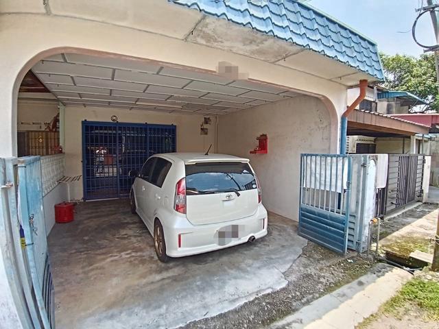 Terraced House for sale in Kluang