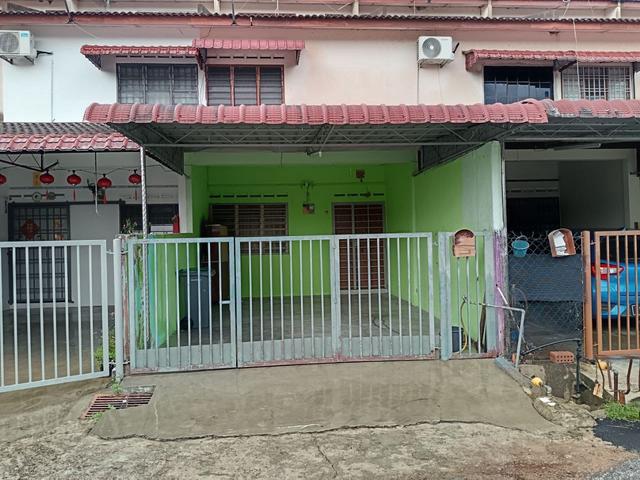 Terraced House for sale in Kluang