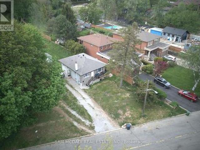 House for sale in Woburn, Ontario