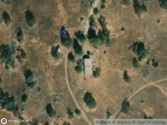 House for sale in Raymond