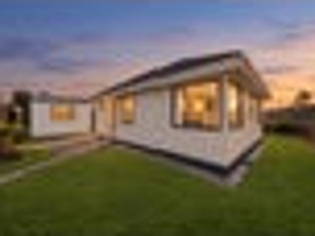 House for sale in Ōpaheke, Papakura
