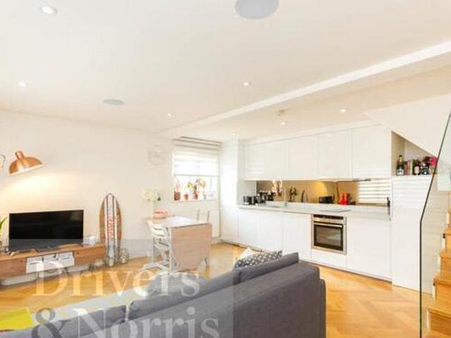House for sale in Lyons, Greater London