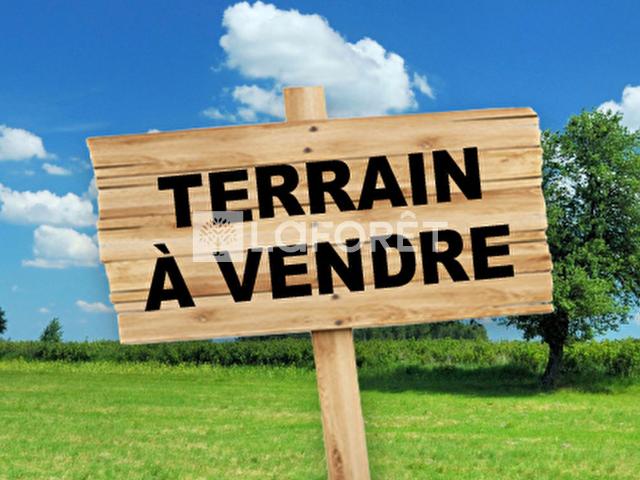 Terrain vente à Roaillan