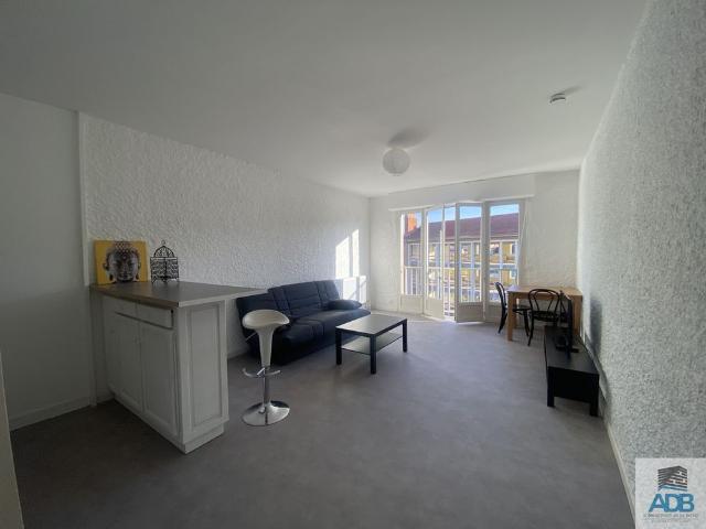 Studio location à Roanne