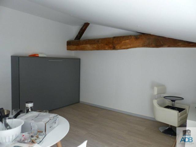 Studio location à Roanne, Loire