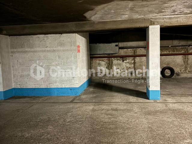 Garage location à Roanne