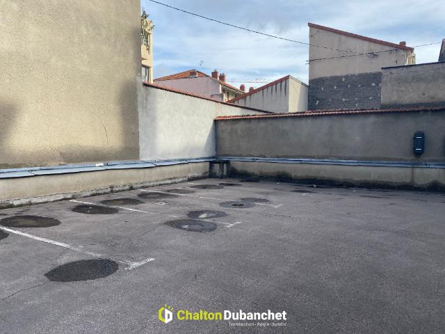 Garage location à Roanne