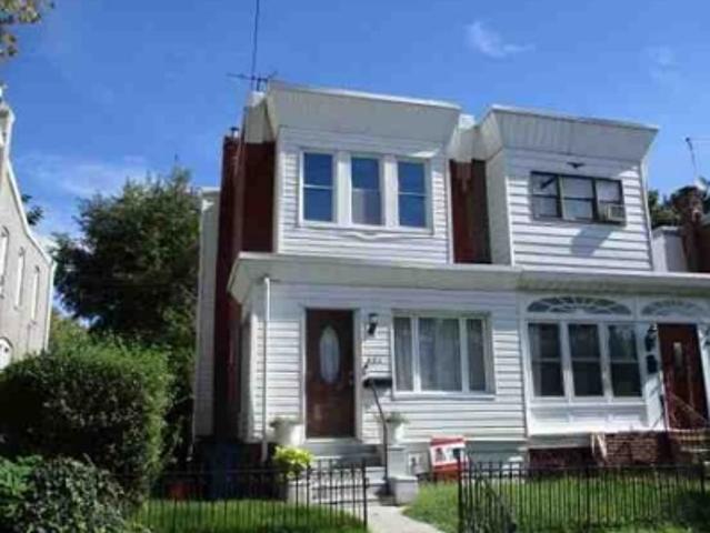 House for sale in Lawndale, Philadelphia