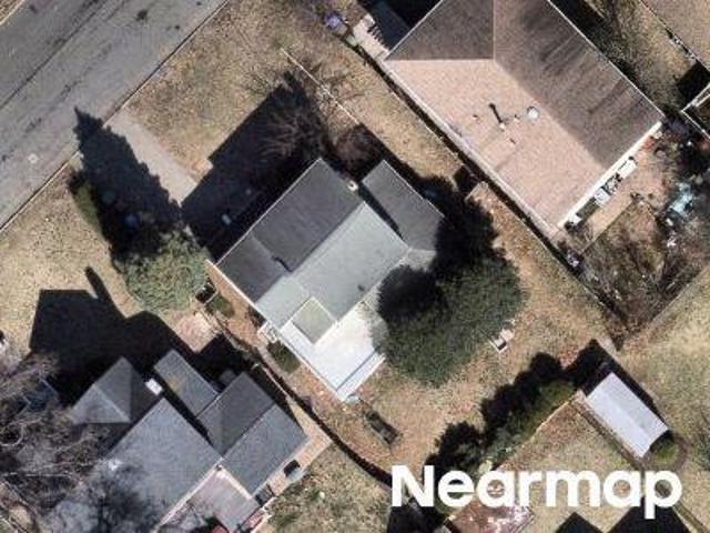 House for sale in Linden