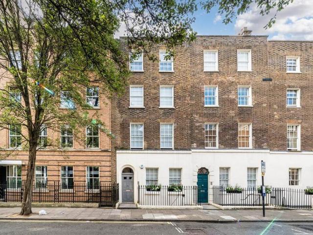 Apartment for rent in Marylebone, Greater London