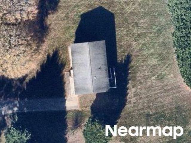 House for sale in State Road, Surry County