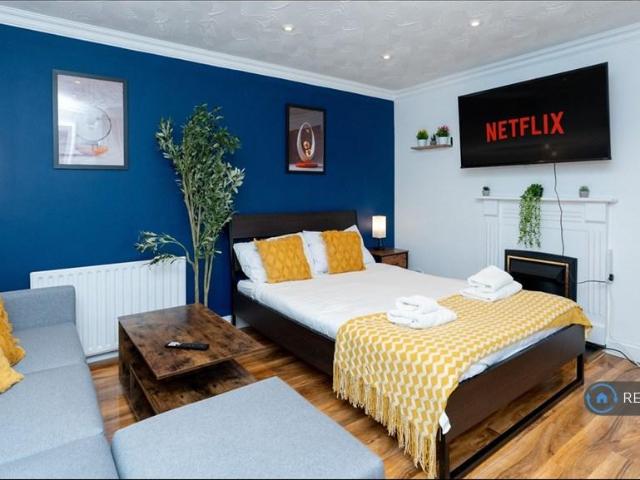 Apartment for rent in Portsea, City Of Portsmouth