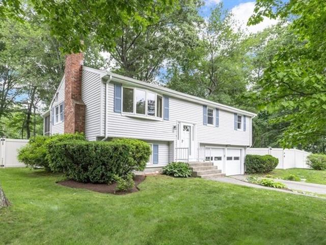House for sale in Holliston, Massachusetts