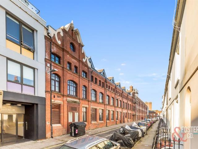 Apartment for rent in Round Hill, Brighton & Hove