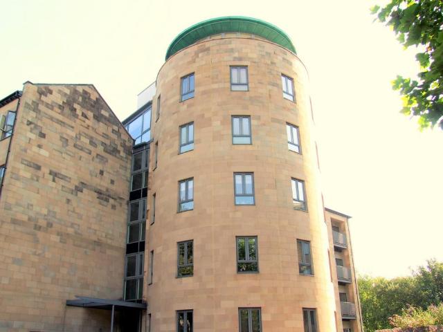Apartment for rent in Greaves, Bare