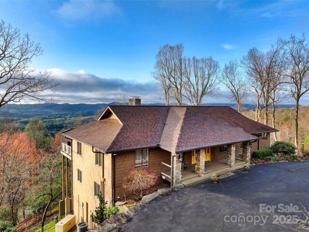 House for sale in Etowah, North Carolina