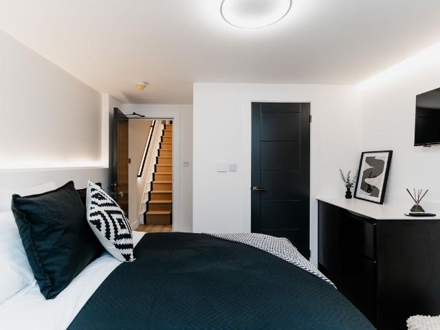 House for rent in Totteridge, Cressex