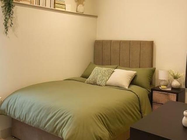 Studio for rent in Totteridge, Cressex