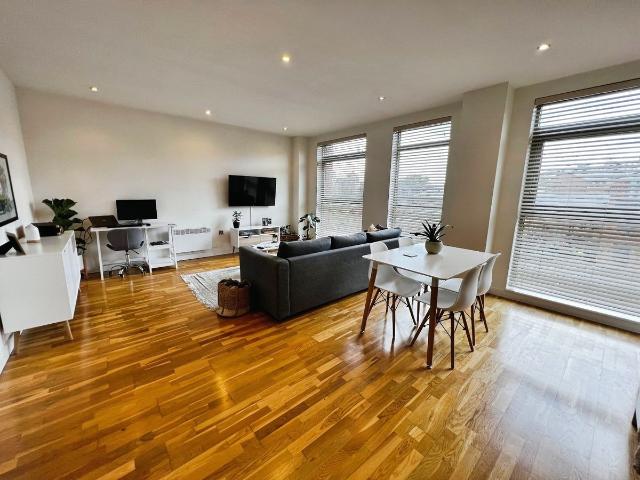 Apartment for rent in Richmond Hill, West Yorkshire
