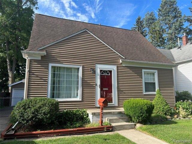 House for sale in Mount Clemens