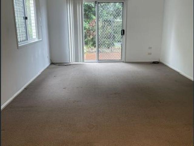 Townhouse for rent in Toombul, Queensland