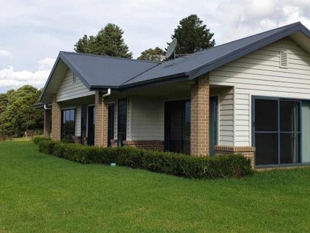 House for rent in Robertson, New South Wales