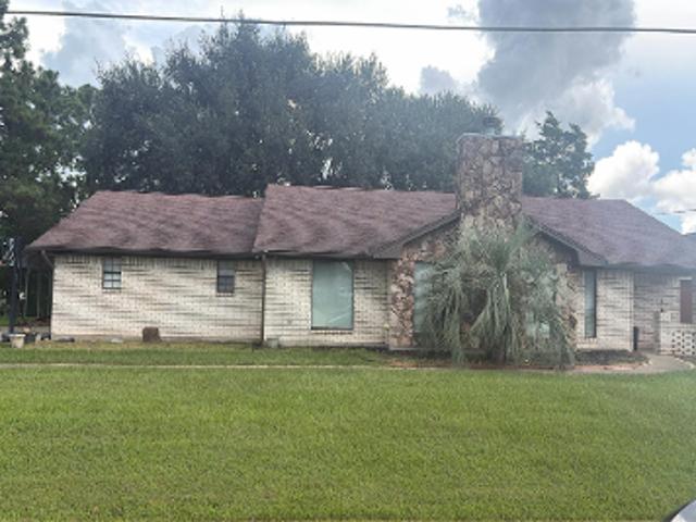 House for sale in Bridge City, Texas