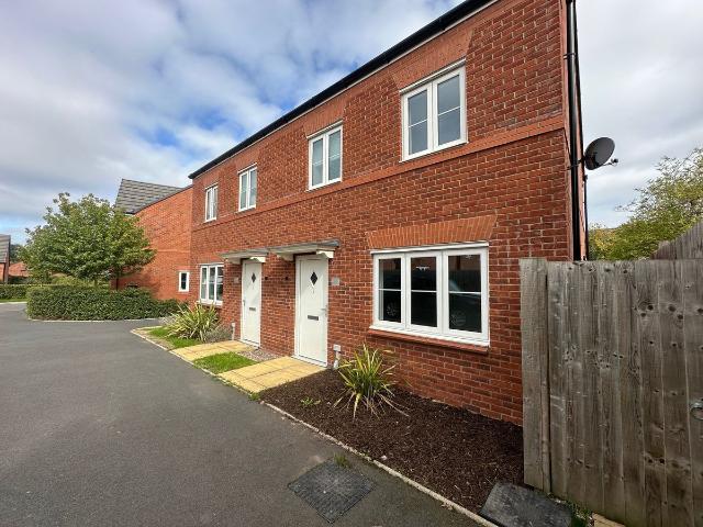 House for rent in Burland and Acton