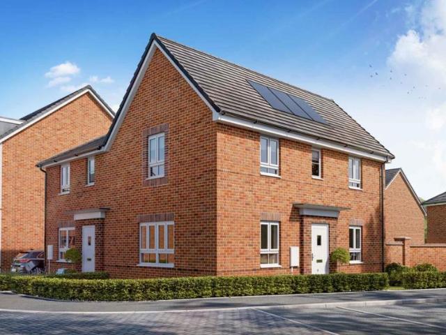 Property for sale in St Andrews Ridge, Broad Blunsdon