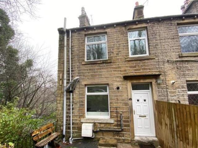 House for rent in Huddersfield, West Yorkshire