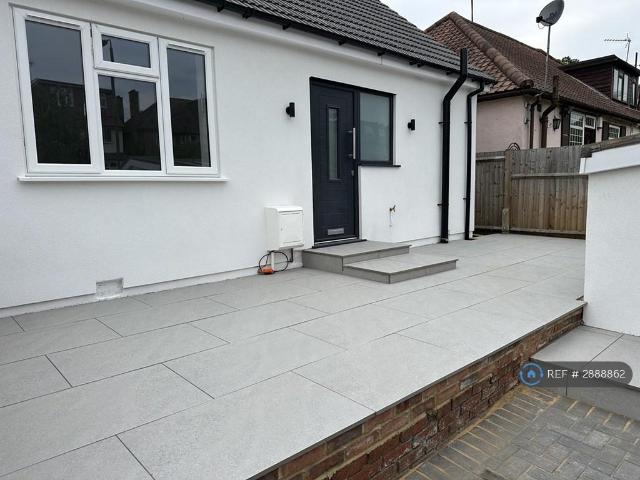 House for rent in Hendon, Greater London