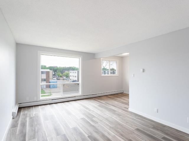 Apartment for rent in Wedgewood, Alberta