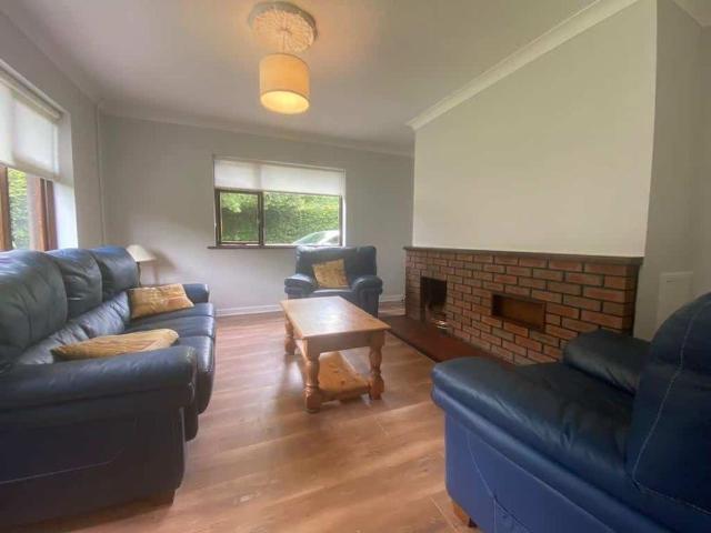 House to rent in Bluebell, North Tipperary