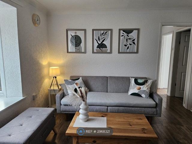 Apartment for rent in New Town, Alverton
