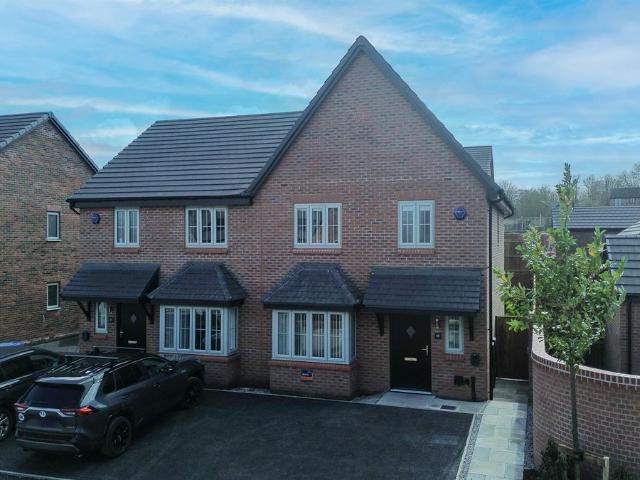 House for rent in Oughtrington, Warrington