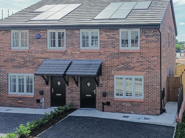 House for rent in Oughtrington, Warrington