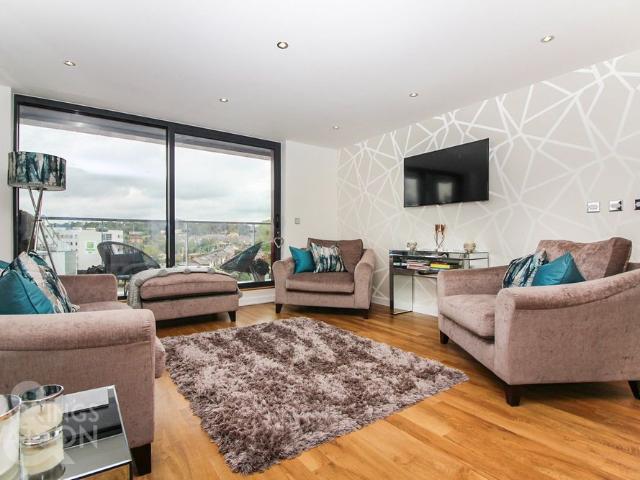 House for rent in Lakenham, East Bank