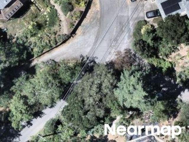 House for sale in Oakland Hills, Oakland