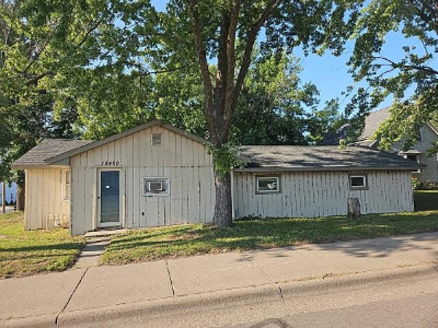 House for sale in Hennepin, Minnesota