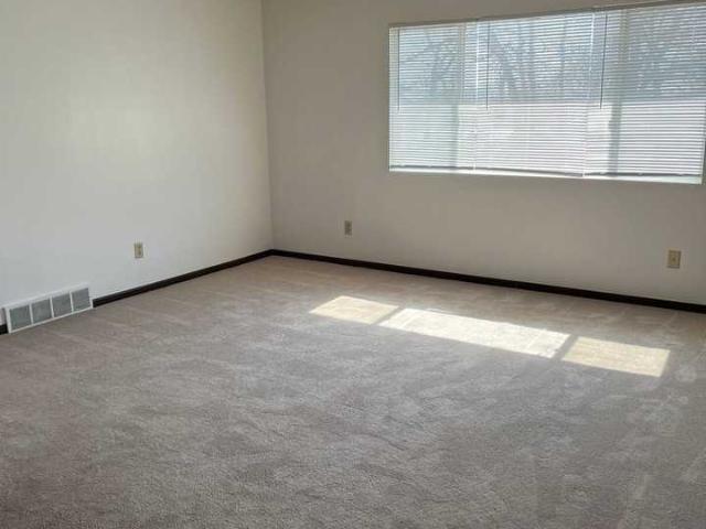 Apartment for rent in Linn, Iowa