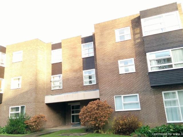 Apartment for rent in Oakwood, West Yorkshire