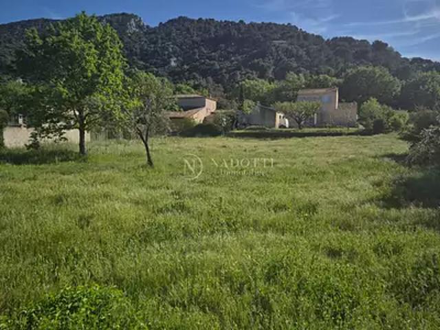 Terrain vente à Apt, Robion