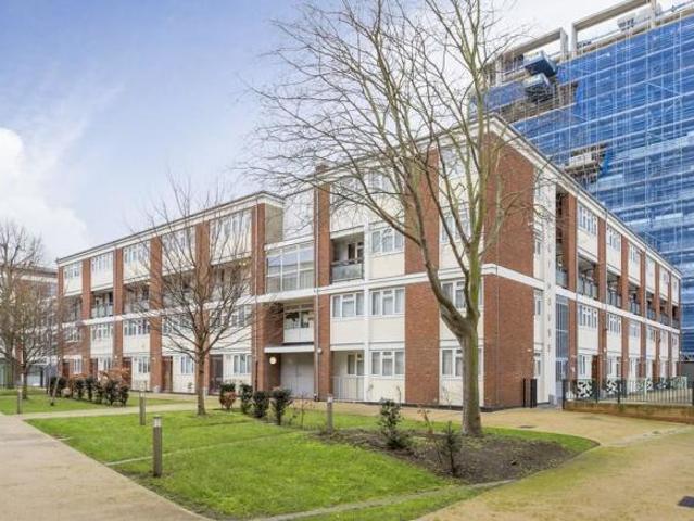 Apartment for rent in Stockwell Park, Greater London