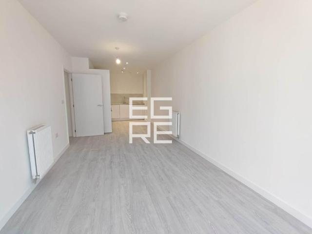 Apartment for rent in Hayes, Greater London