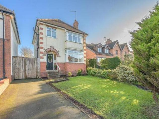 House for sale in Stourbridge, West Midlands
