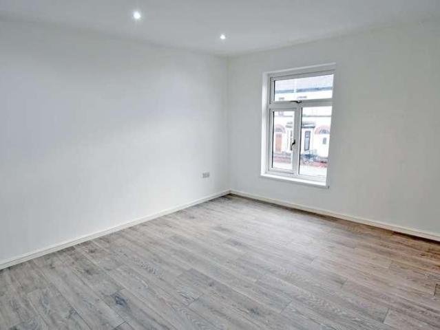 Apartment for rent in Fernhill, Bury