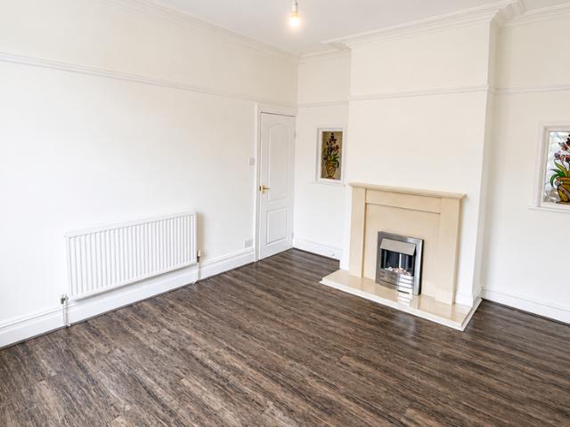 House for rent in Firgrove, Burnedge