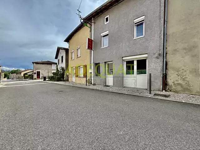 Maison vente à La Tour-du-Pin, Roche