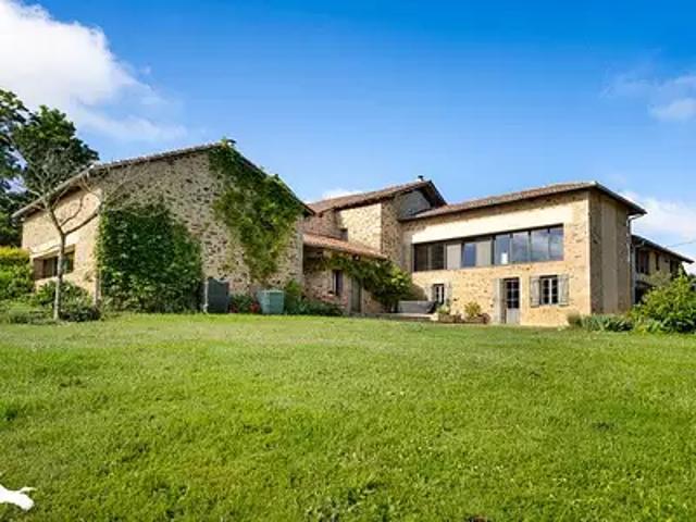 Maison vente à Rochechouart