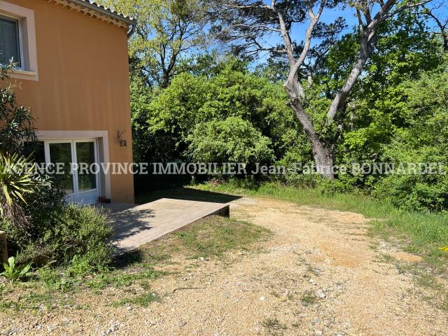 Appartement vente à Rochegude